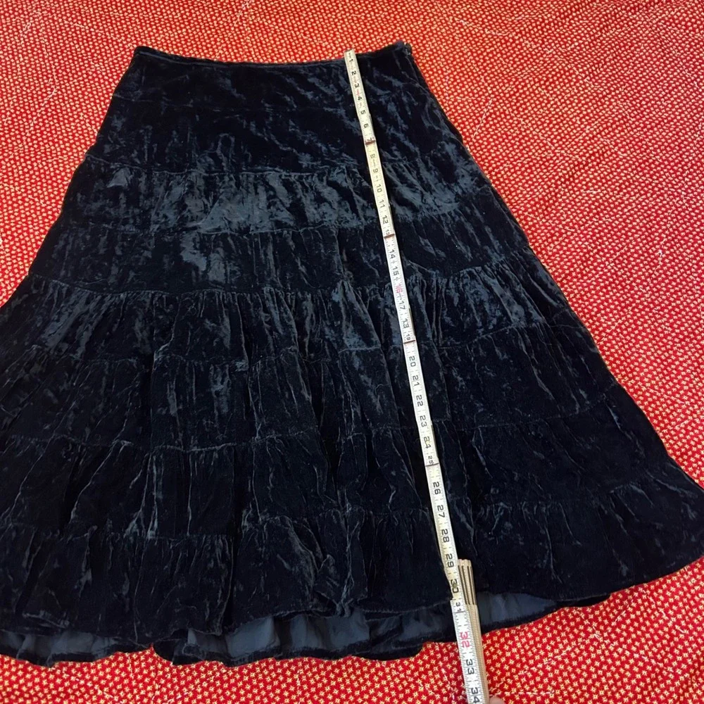 Apostrophe Black 2000s vintage Velvet Tiered maxi Skirt